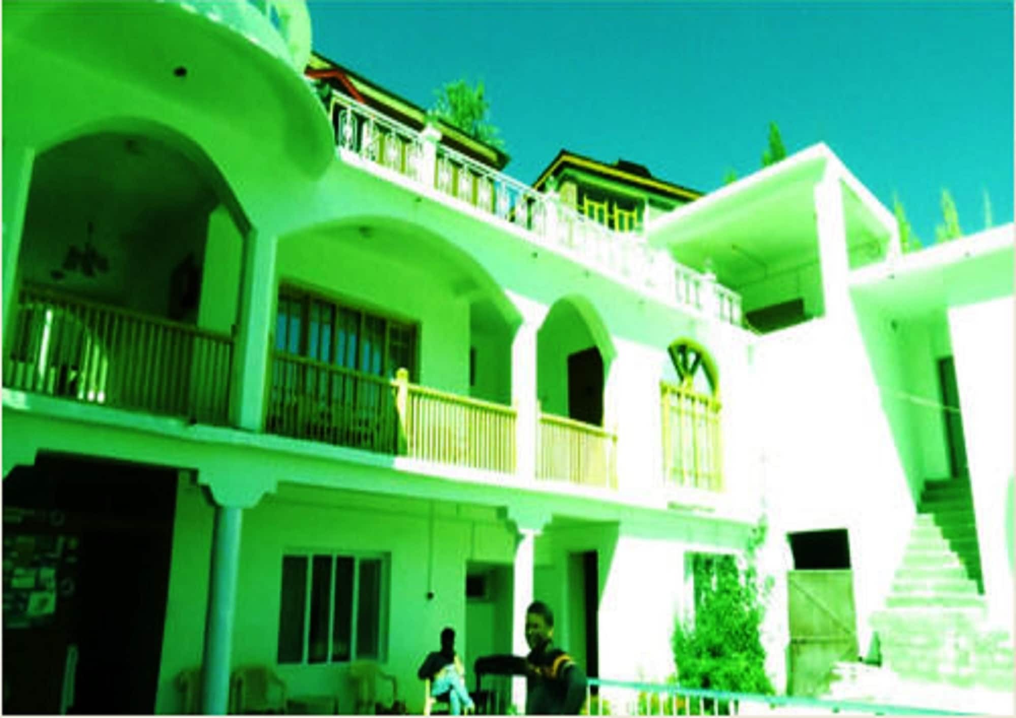 Caravan Sarai Kargil Luaran gambar